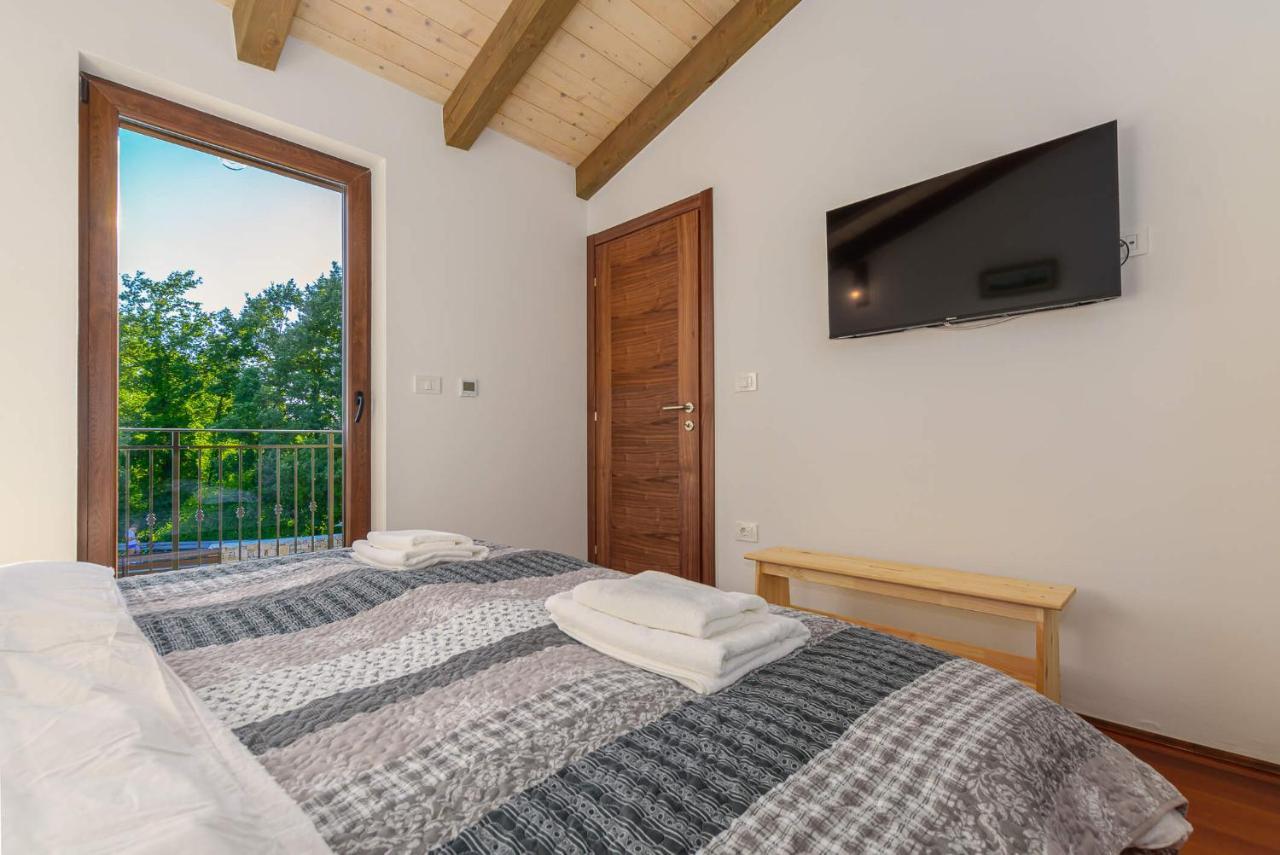 Villa David - Luxurious Secluded Villa With A Heated Pool Butkovići Exterior foto